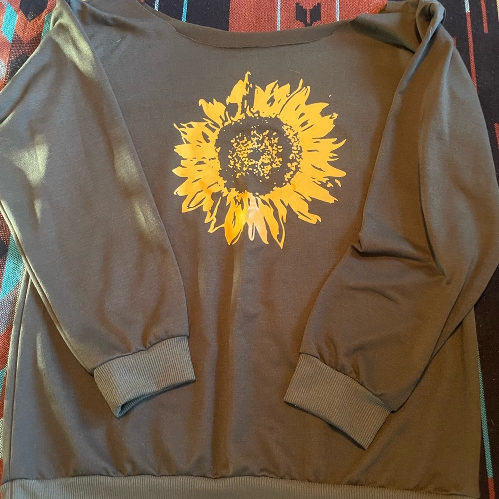 Venus Long Sleeve Top  🌻